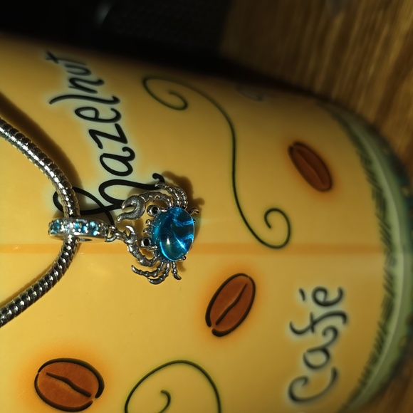 Sterling Silver (stamped) Beautiful blue Crab Pendant BRAND NEW in BAG and Box. - Picture 2 of 7